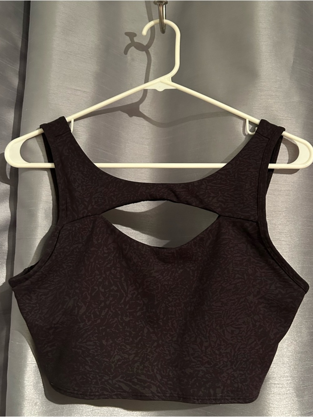 Lululemon Everlux Cut-Out Train Bra Size 10 Crunch Black